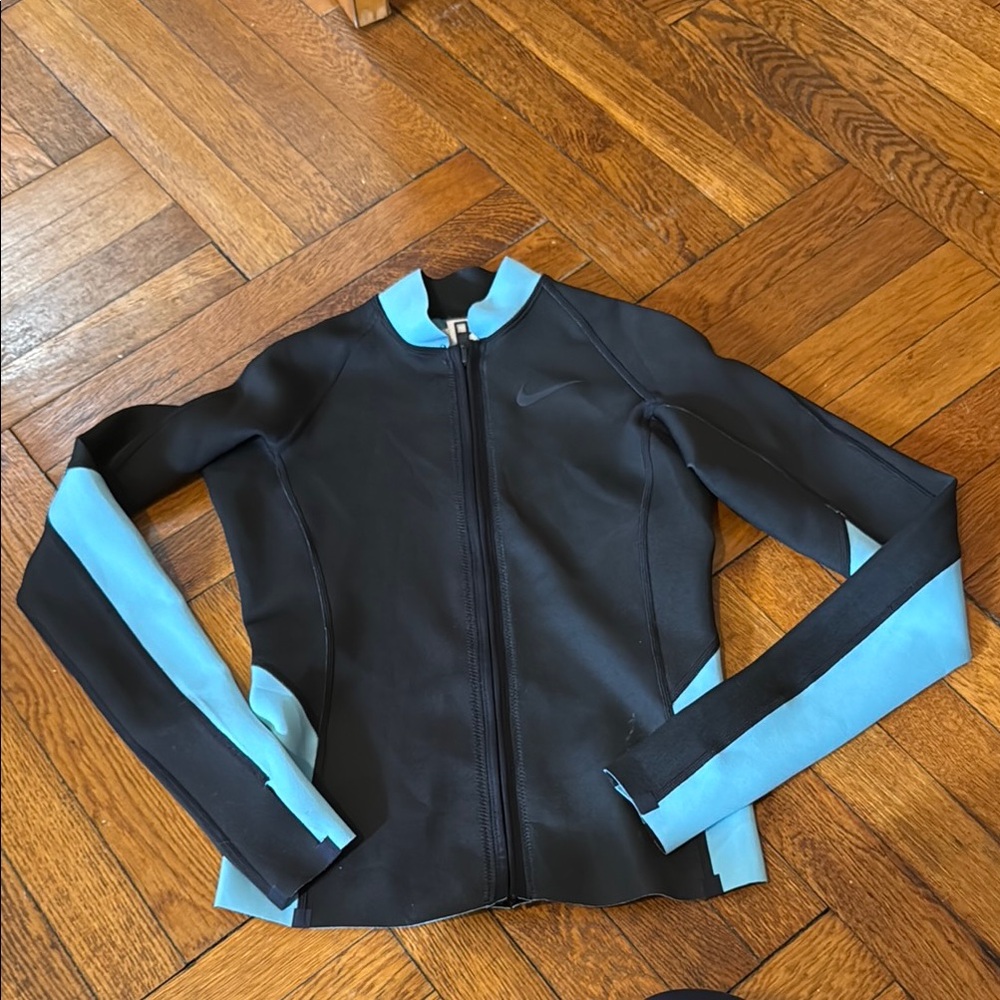 Nike Women's Black and Blue Rash Guard